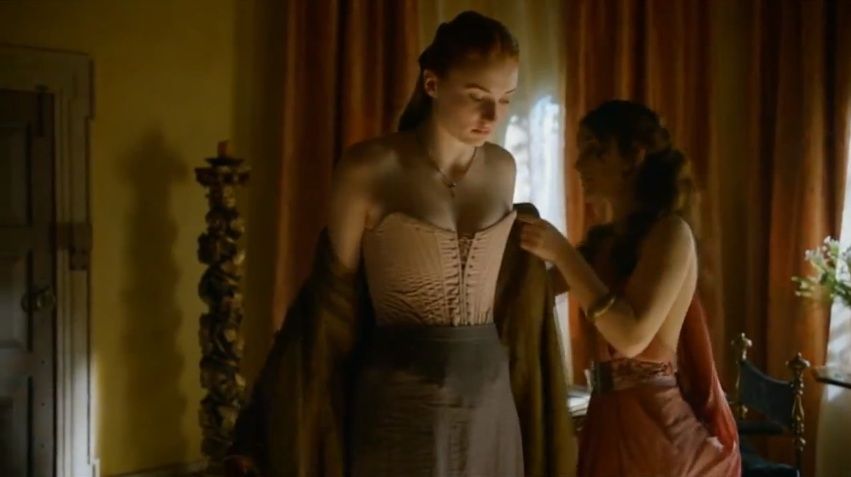 Sansa And Arya's Mementos