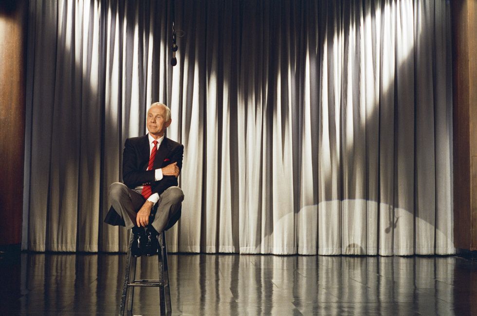 Johnny Carson Retires In 1992