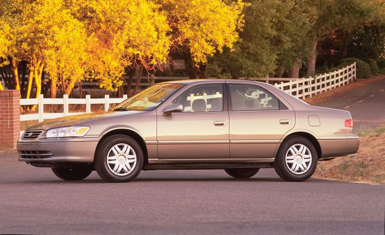 2000 – Toyota Camry